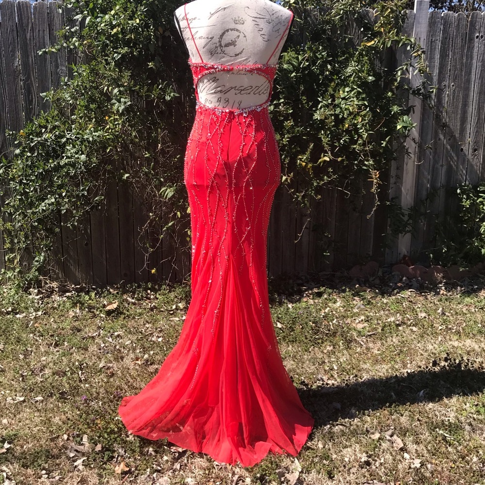SOLD Coral Beaded Backless Mermaid David’s Bridal Prom - Picture 7 of 8